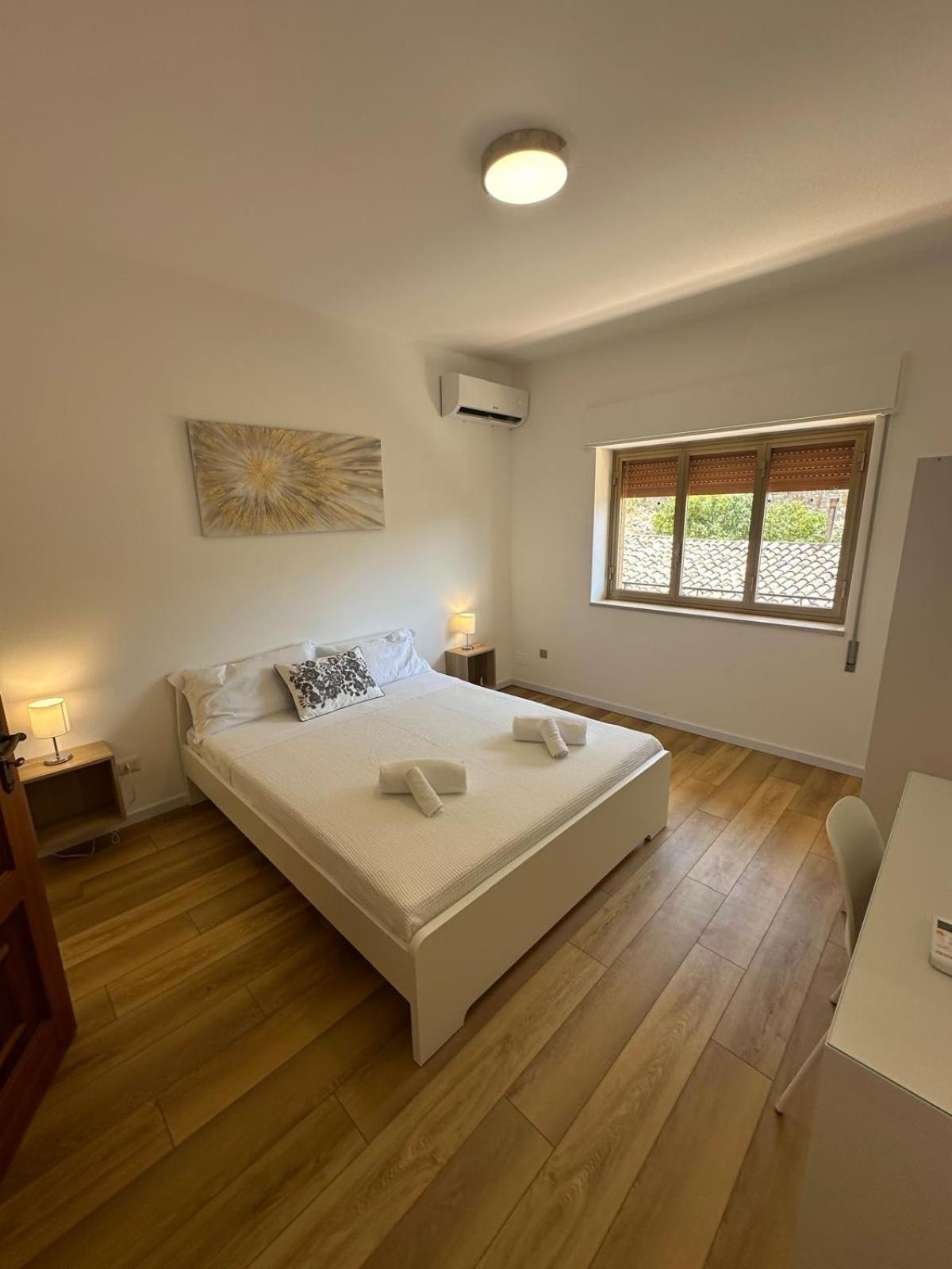 We Home Taormina Center With Parking Exterior photo